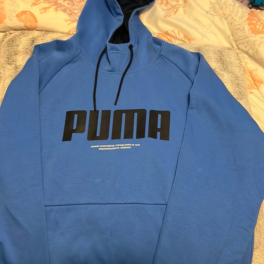 Men’s blue Puma hoodie